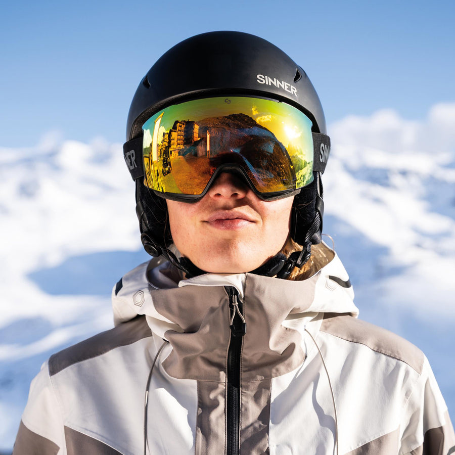 Photochromic SINTRAST — one lens, every light