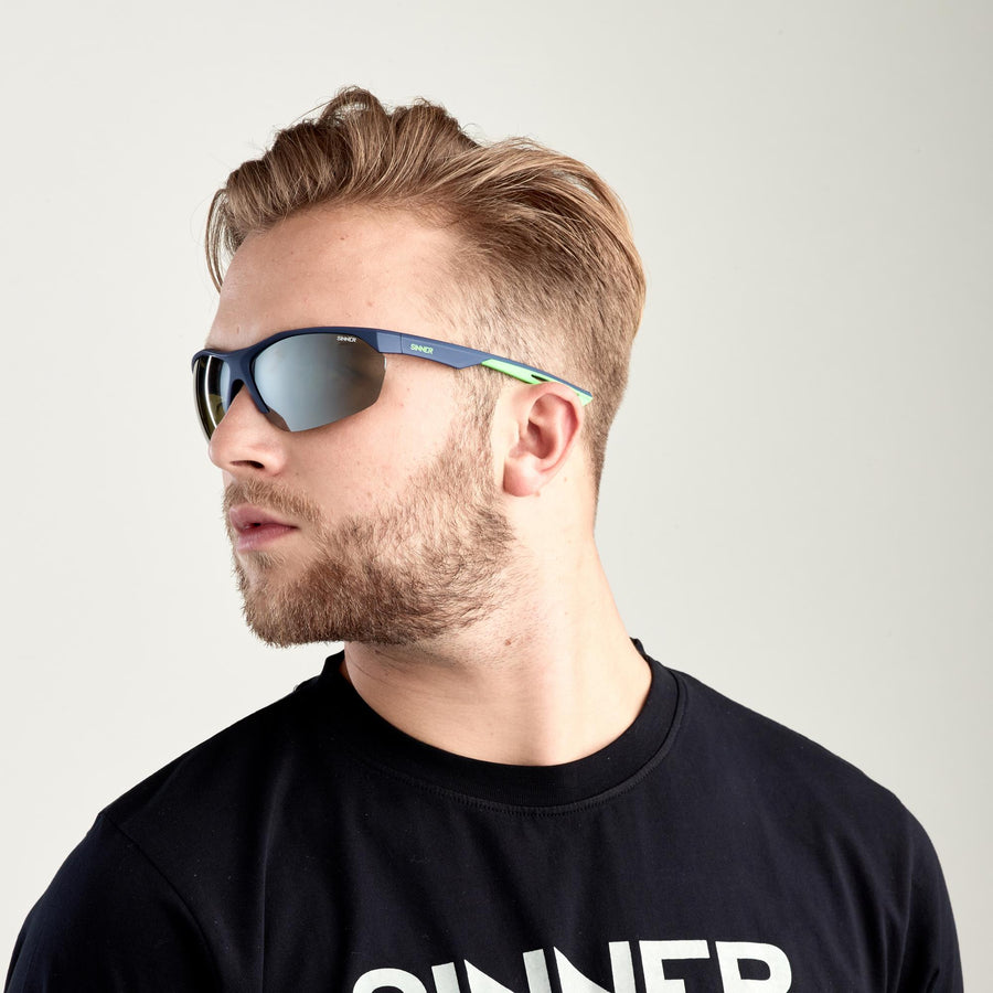 Photochromic SINTRAST — one lens, every light