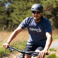 SINNER AS I AM T-SHIRT - BLAU