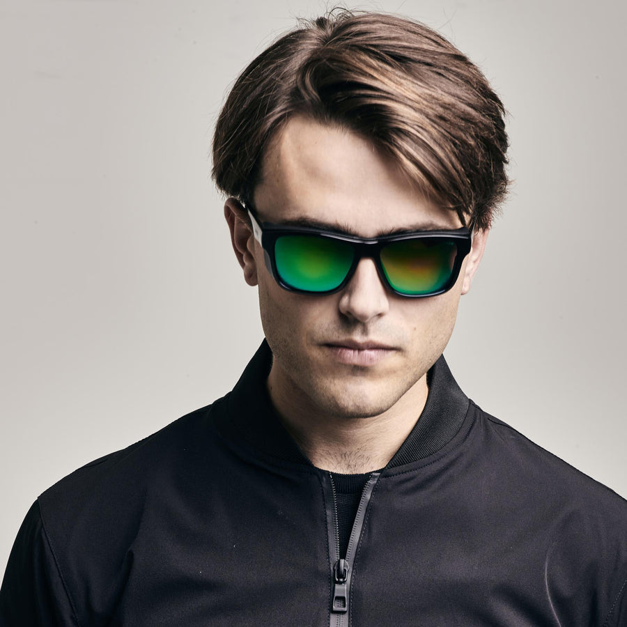 Photochromic SINTRAST — one lens, every light